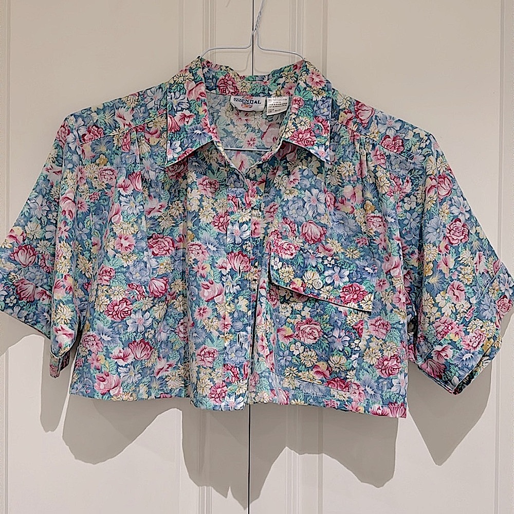 2/$20- Cropped Floral Blouse